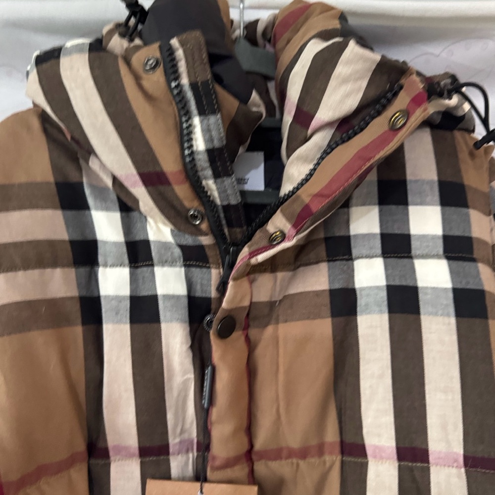 Burberry Signature Plaid Puffer Jacket - Picture 3 of 15